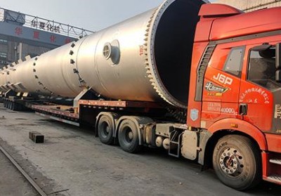 苏尼特左大件运输